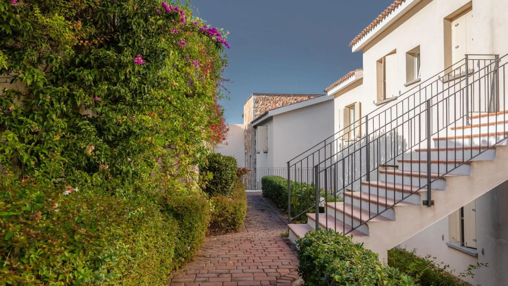 Baia Bianca Apartments Sardinia Baja Sardinia 0*,  Italia